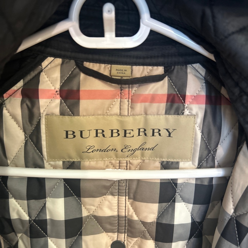 Burberry Quilted Jacket with Check Pattern